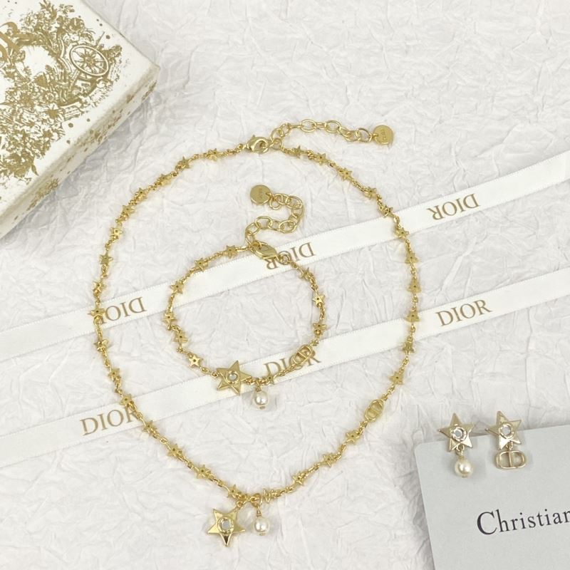 Christian Dior Necklaces